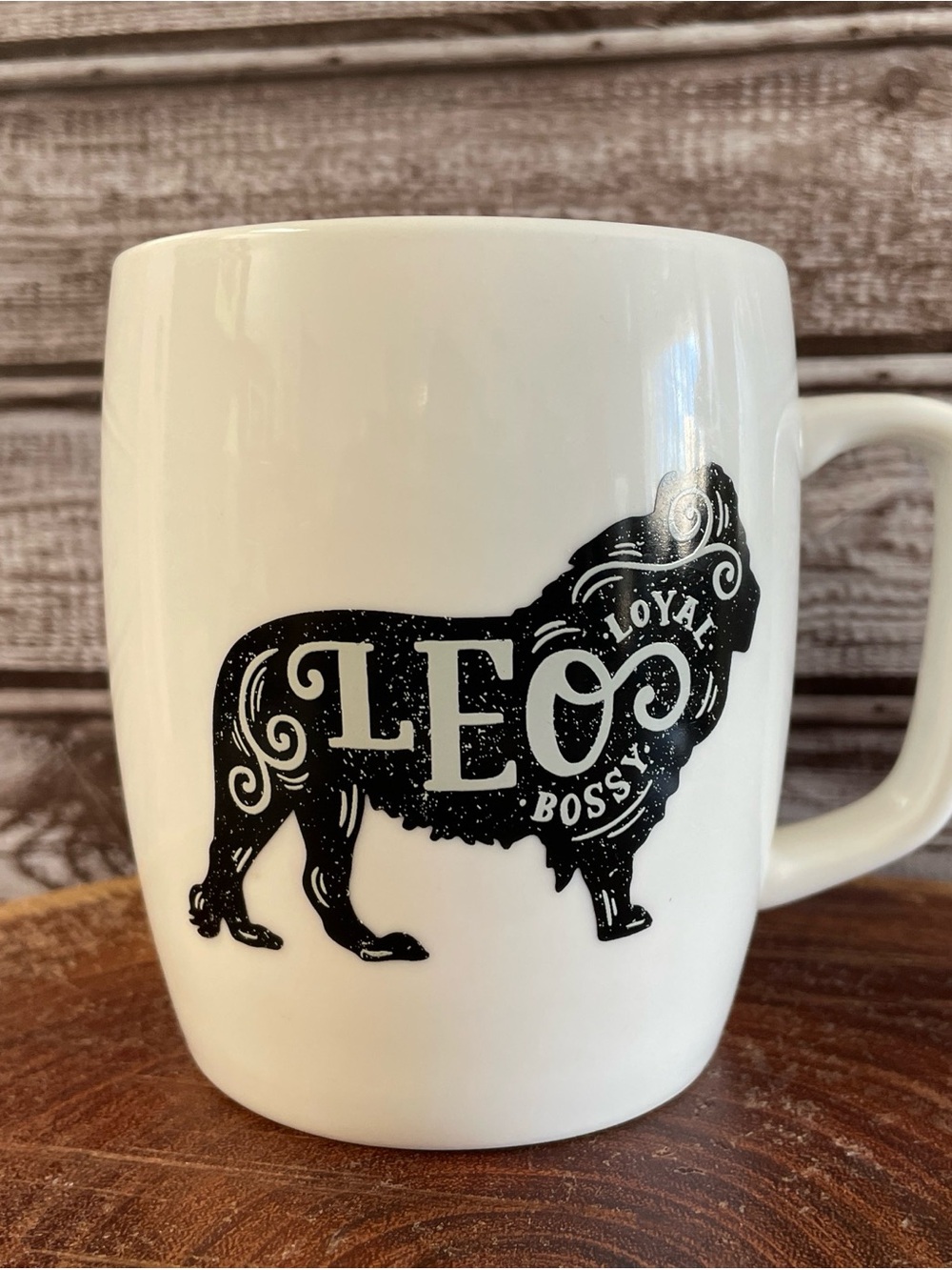 Threshold coffee mug Leo lion zodiac astrology horoscope birthday porcelain 16
